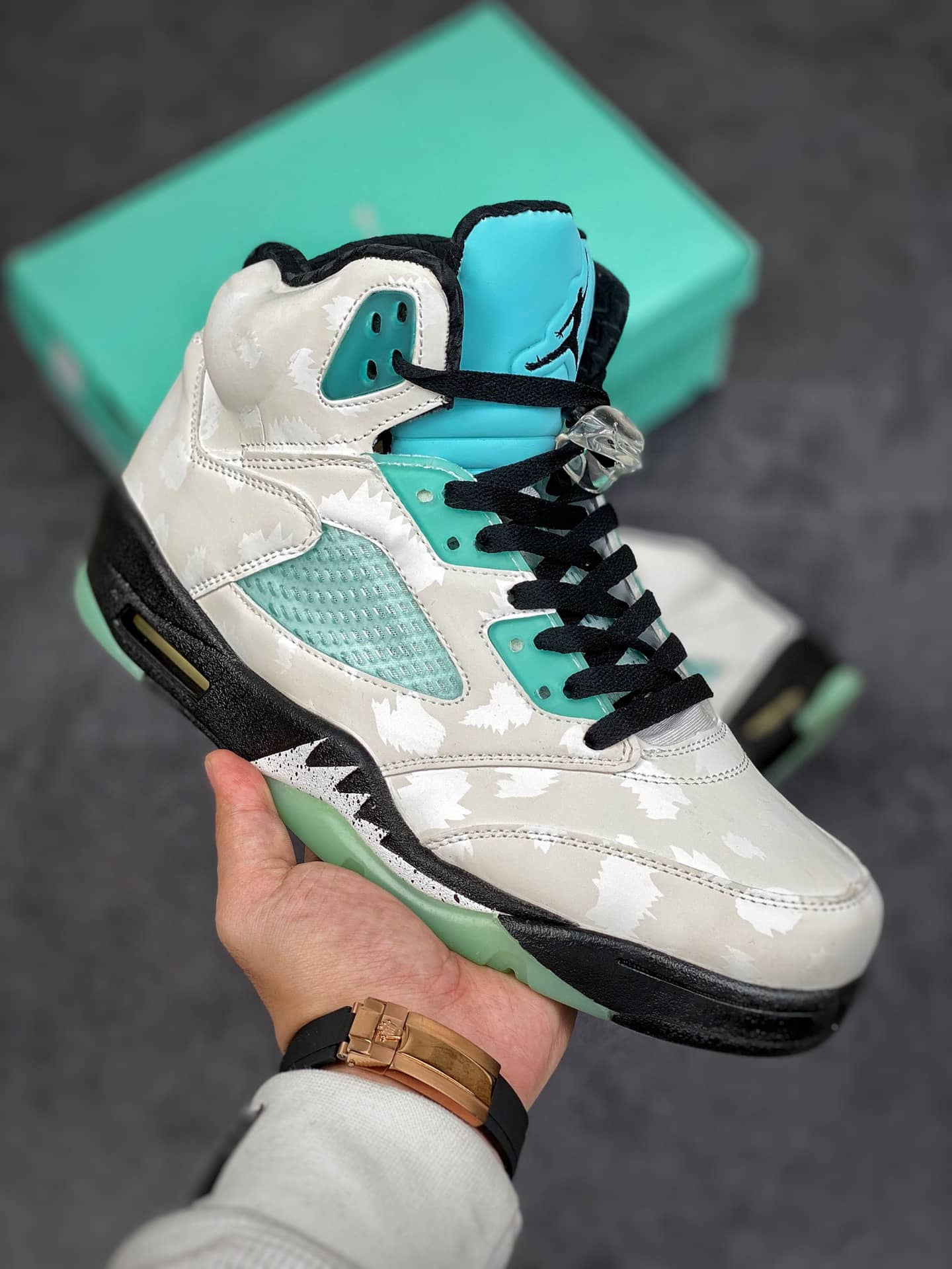 aj5 island green