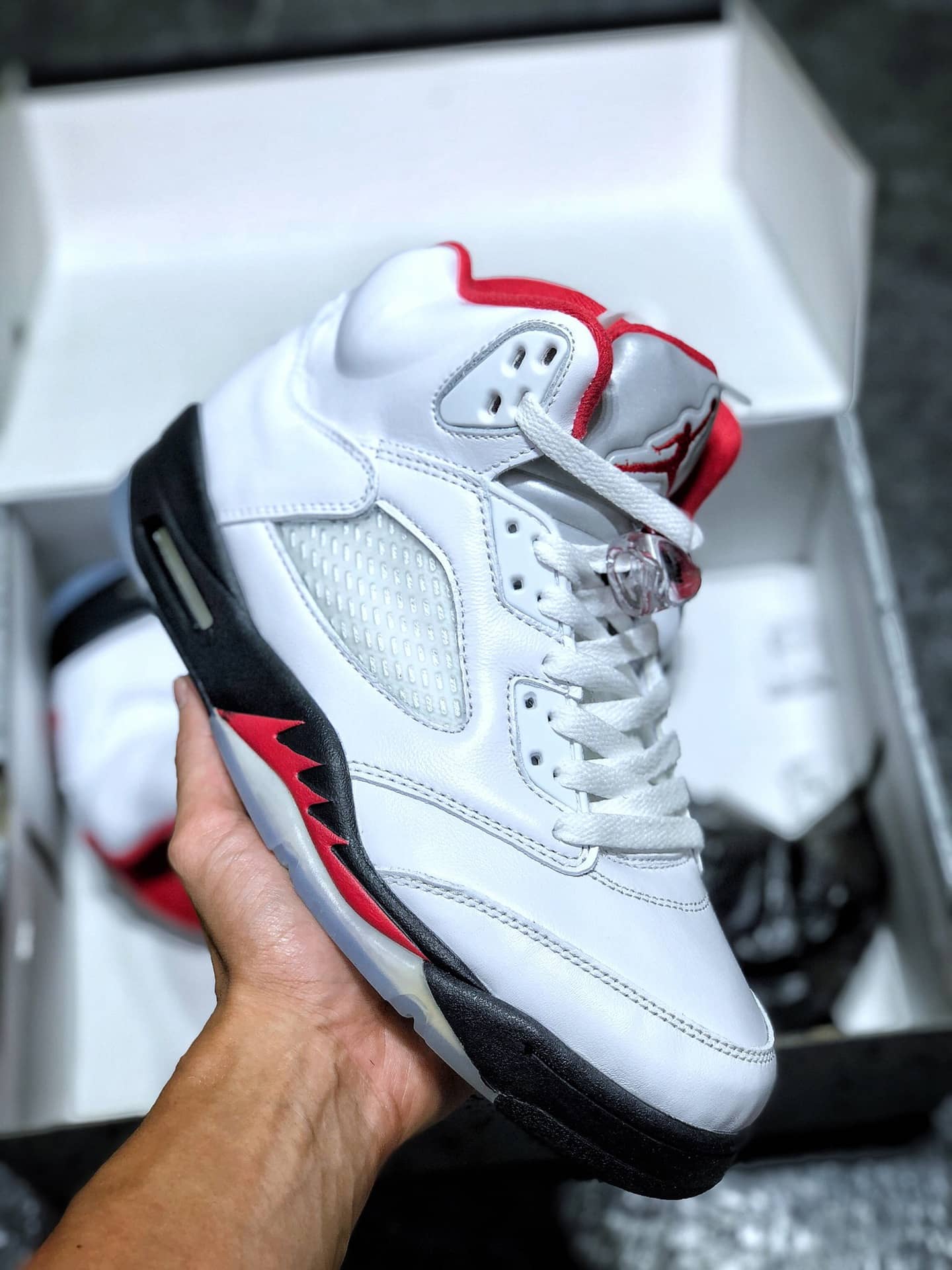 aj5 rukawa