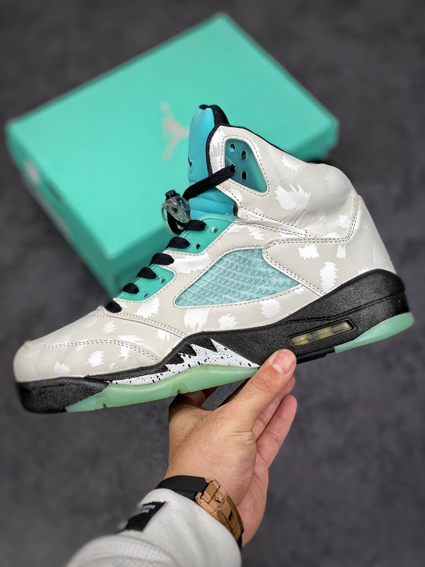 aj5 island green